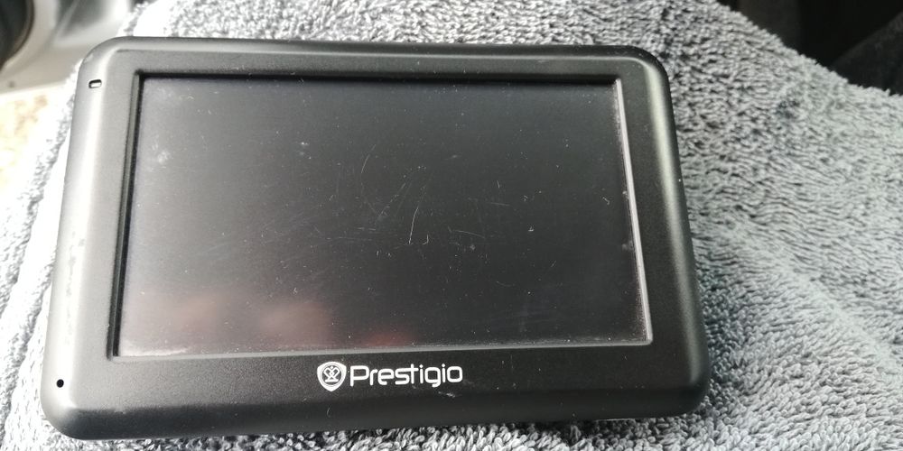 Продаю навигатор PRESTIGIO 4050