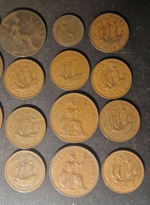 Lote de Moedas Britânicas Antigas — Pennies e Half-Pennies (1890-1954)