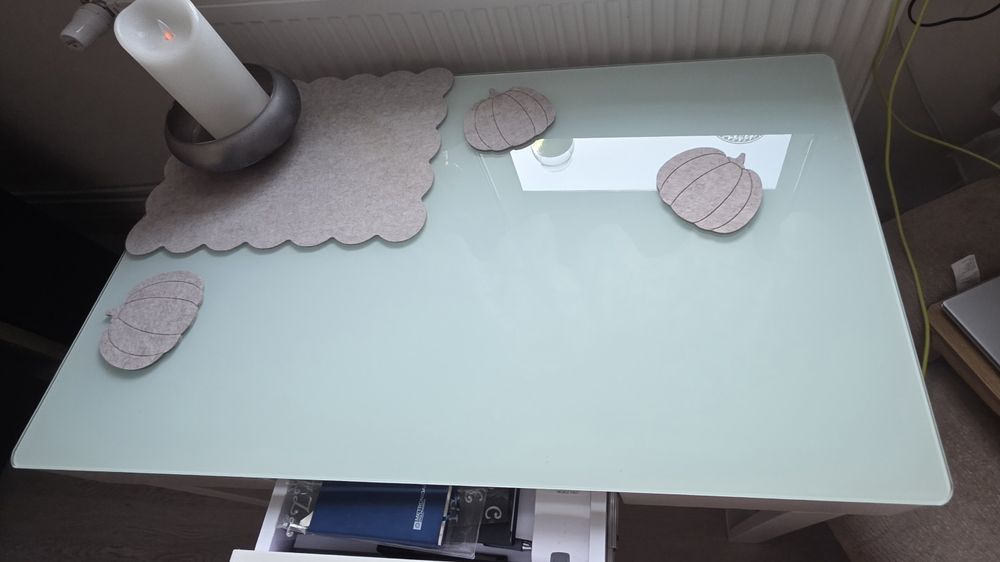Piękny stół z 2 szufladami biały połysk