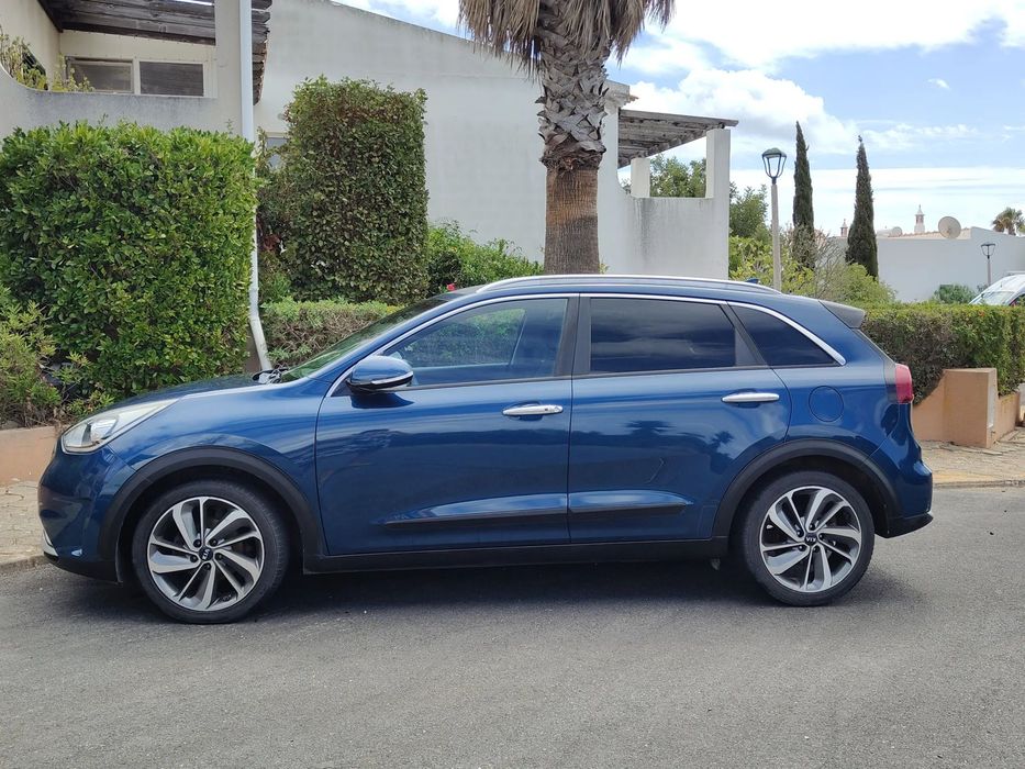 Kia Niro 1.6 GDi HEV EX