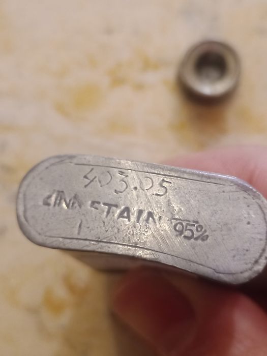 Mini garrafa antiga de bolso em Estanho
