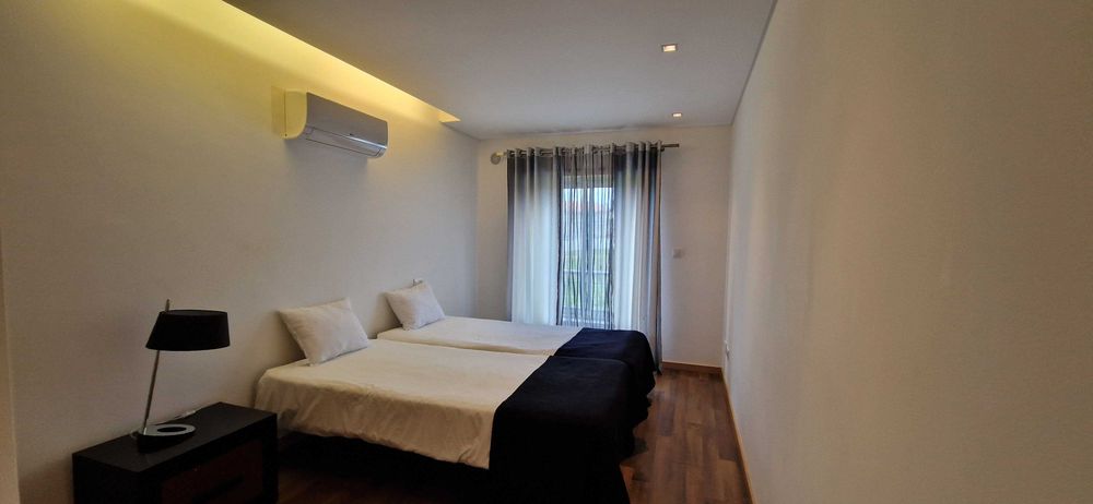 Apartamento T1 para férias com piscina a 700m praia São Martinho Porto