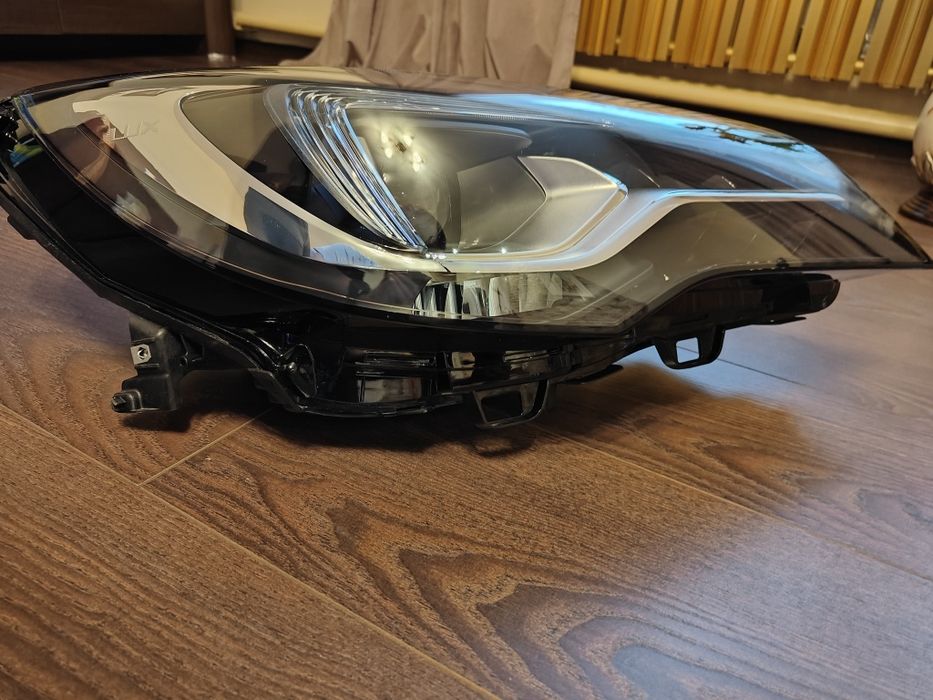 Reflektor full led Intelilux Astra K prawy