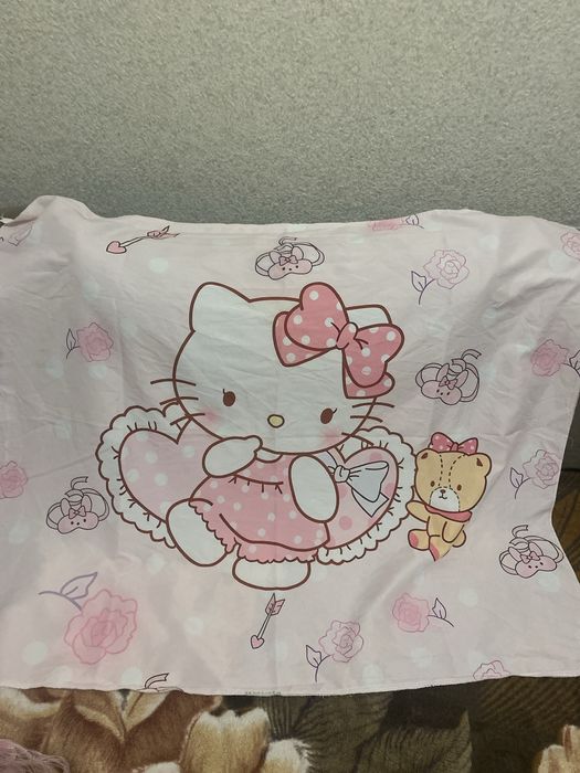 плед та плакати кьют!