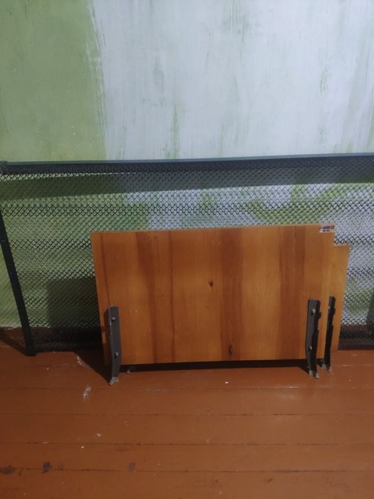 Ліжко односпальне  металеве на пружинній сітці 90х190