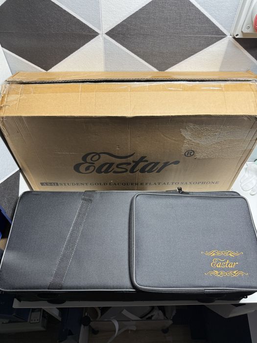 Saksofon Altowy Es Eastar AS-II Student Gold Lacquer | Stan Idealny ...