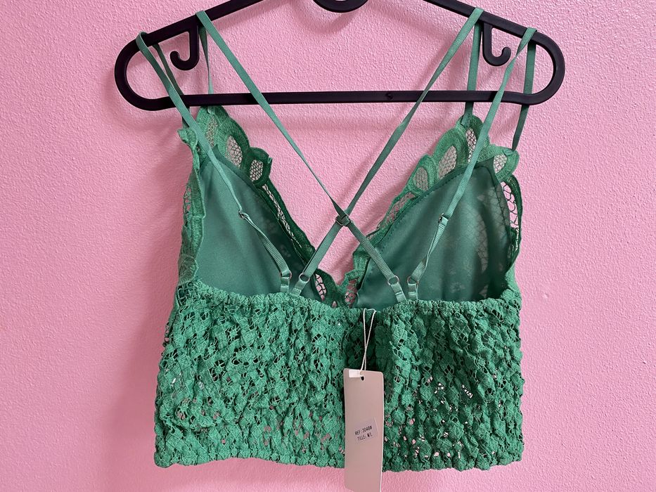 Crop Top verde em crochet rendilhado  M/L (novo)