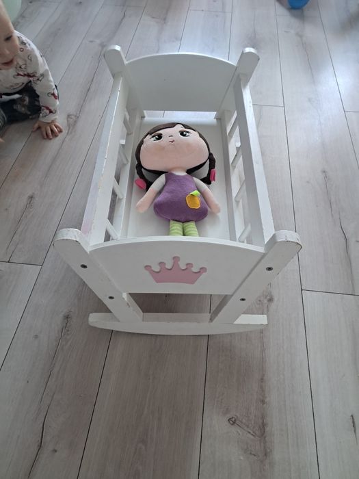 Kołyska drewniana dla lalki