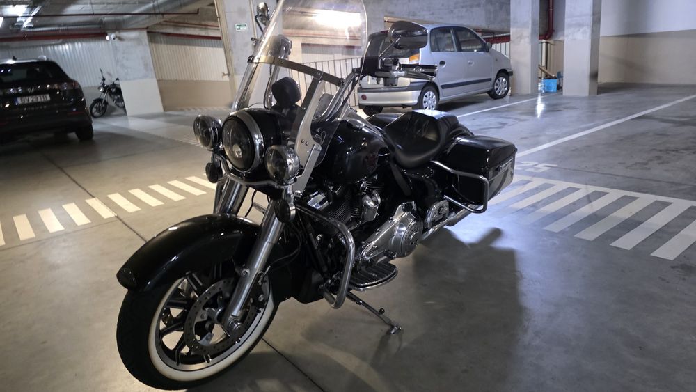 Harley Davidson road king 107