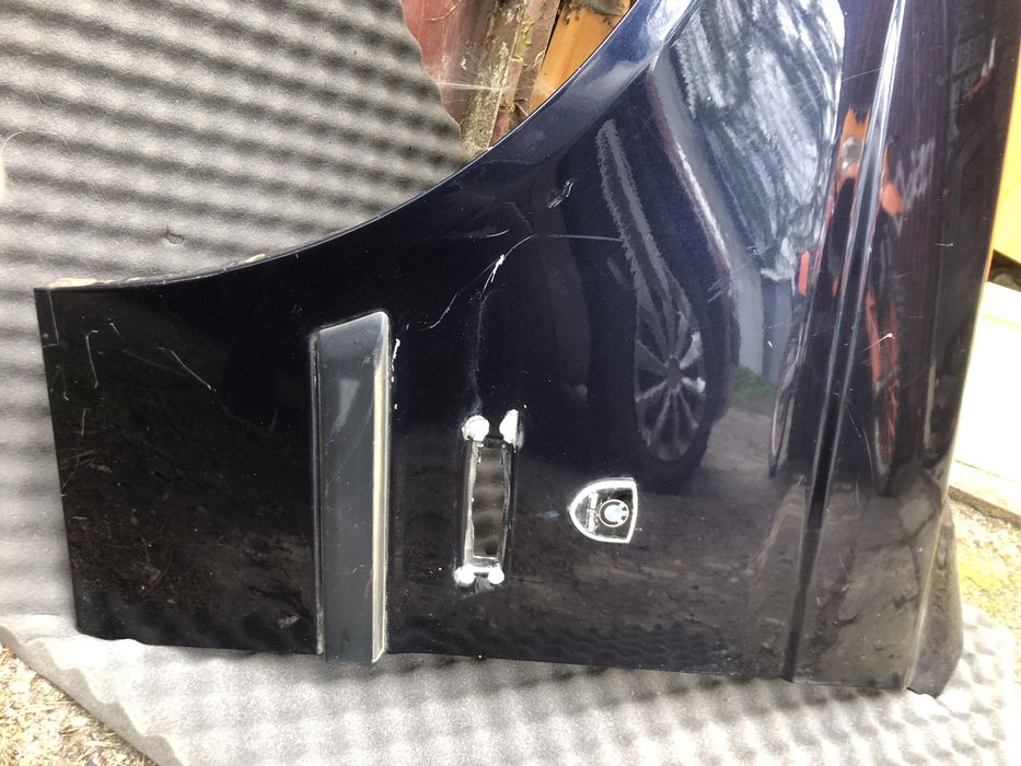 Blotnik przod lewy bmw e39 orientblau 317