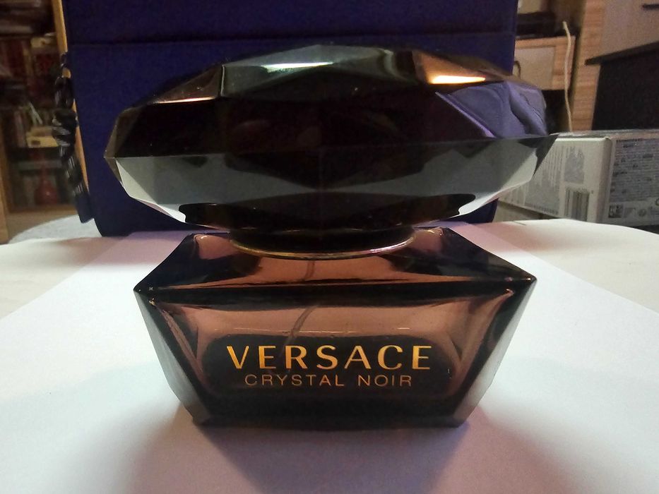 Butelka Versace Crystal Noir Eau de Toilette 50 ml