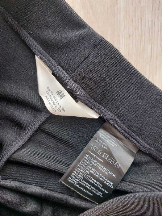 H&M czarne spodnie legginsy flare dzwony 152 rozszerzane nogawki