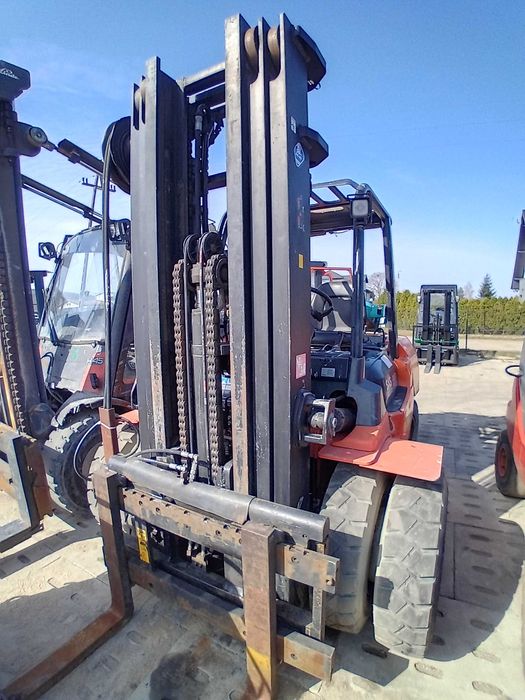 Wózek widłowy 4,5T TOYOTA, LPG, 2010 rok