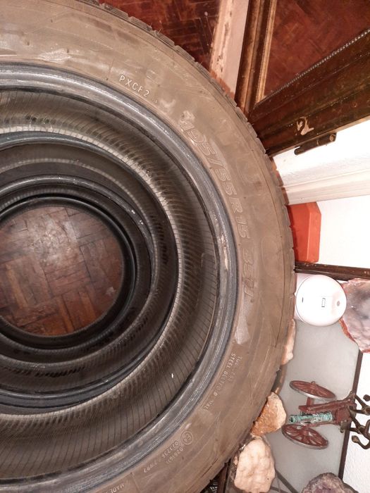 4 pneus usados ótimo estado