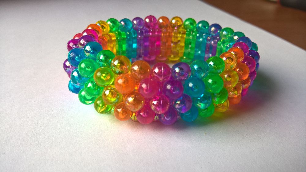 Pulseira multicolor NOVA (portes incluídos)