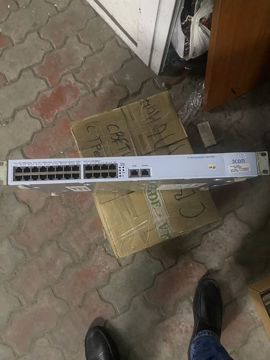 Комутатори  світчи 3СOM SUPERSTACK III 3300 (24 PORT)