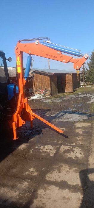 Навантажувач Фаворит МНФ-1500