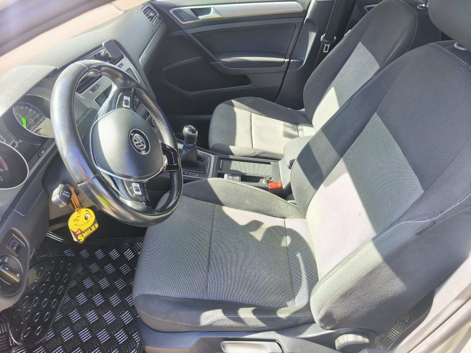 Volkswagen Golf VII Variant