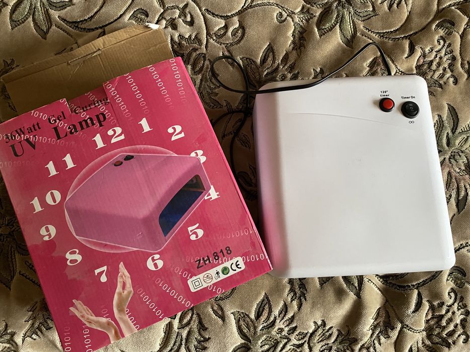Лампа для манікюра