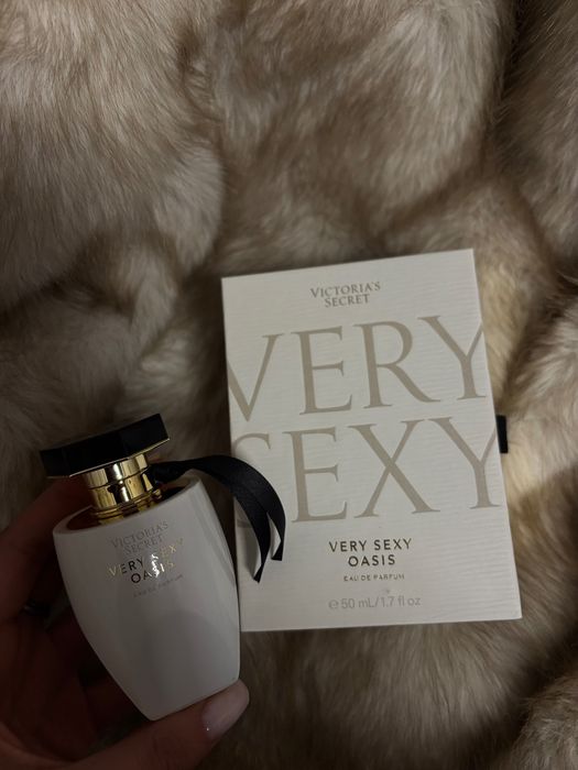 Victoria's Secret Very Sexy Oasis
