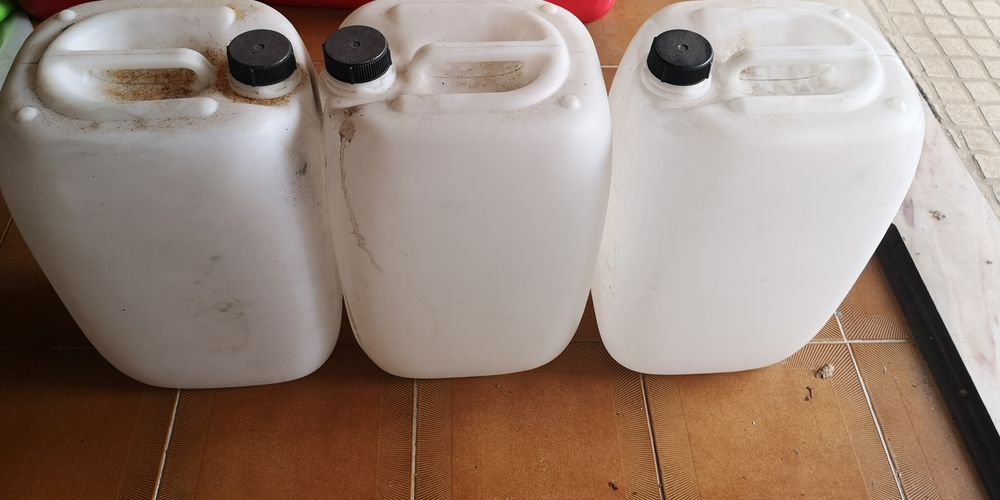 Bidons de 20 litros-3-