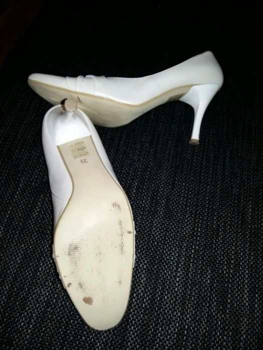 Buty ślubne ze skóry 39