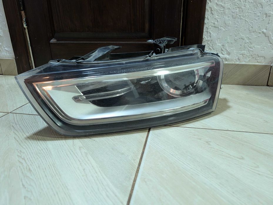 Фара ксенон левая Audi Q3 8U0941003B без блоков