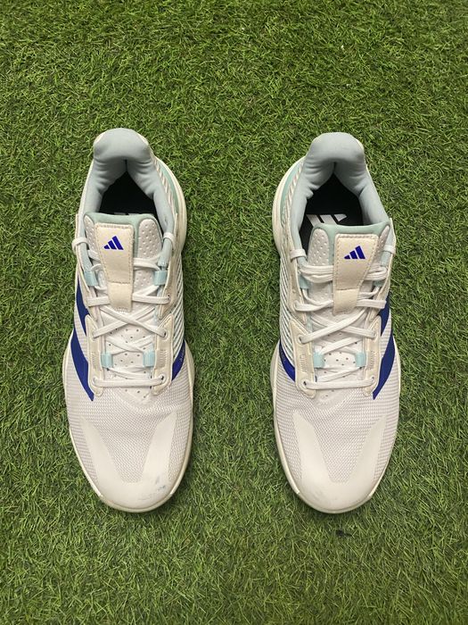 Adidas stabil, Crazyflight