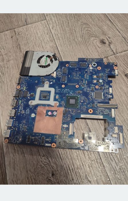 Ноутбук Lenovo G780 материнка матриця
