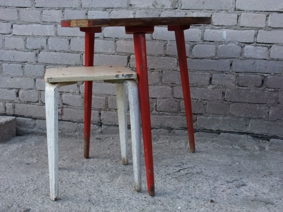 Stolik plus taboret