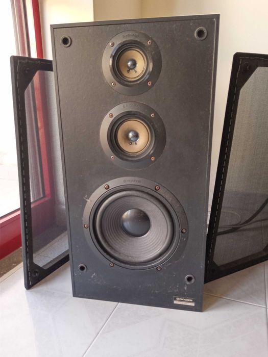 Par de colunas usadas Pioneer CS-790