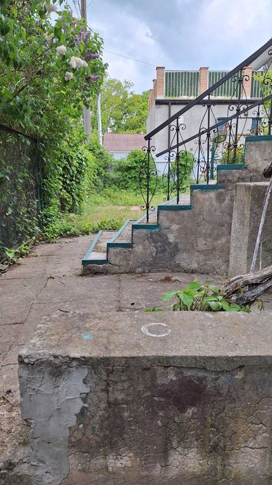 Продам дом в живописном месте вблизи озера пригород Одессы.