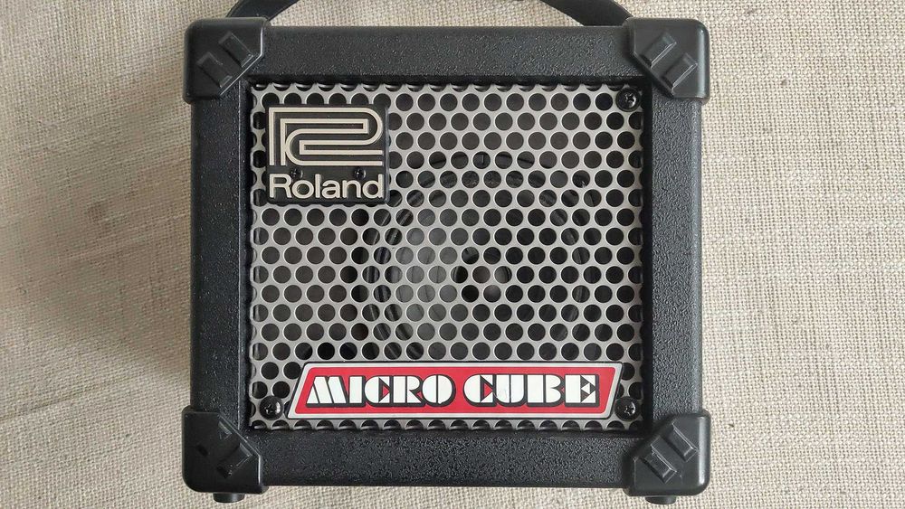 Гитарный комбоусилитель Roland Micro Cube
