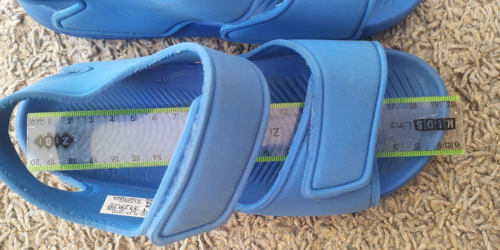 Дитячі босоніжки Adidas 32 розміру