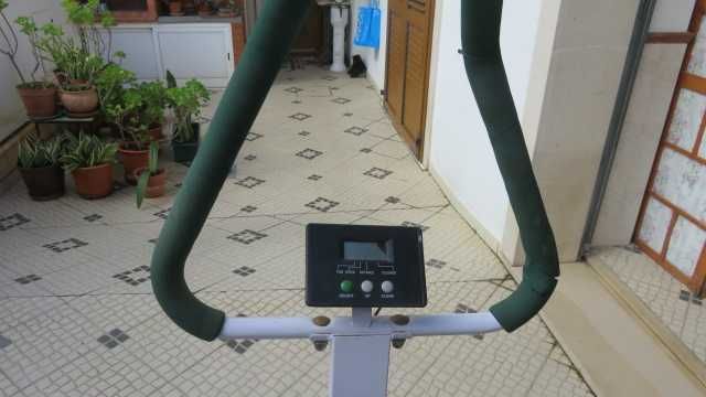 Bicicleta estática429595123956459523