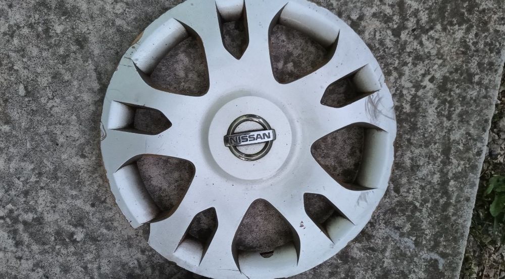 Колпак Nissan r 14 б.у цена за всё