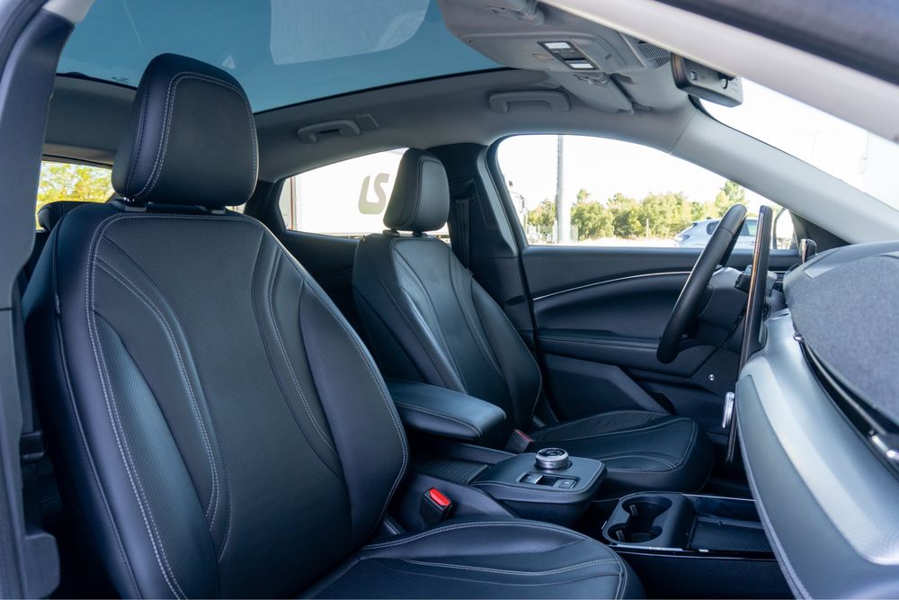 Ford Mustang Mach-E 75.7 kWh Premium AWD