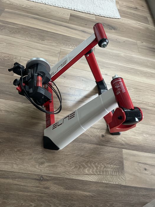 Trenażer ELITE NOVO FORCE 8 stopni oporu + zacisk