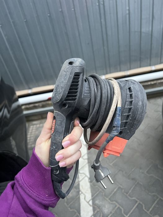 Ексцентрикова шліфувальна машинка Dnipro-M