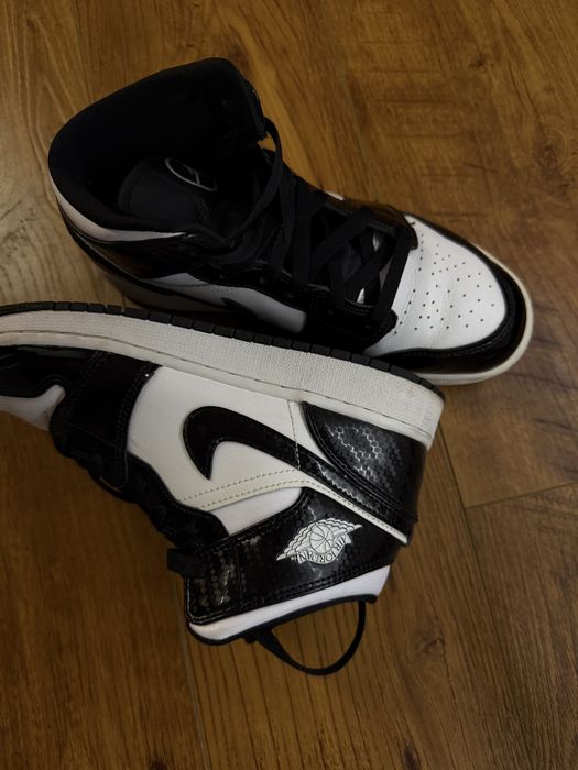 Nike Air Jordan 1 Mid SE ASW Black White retro