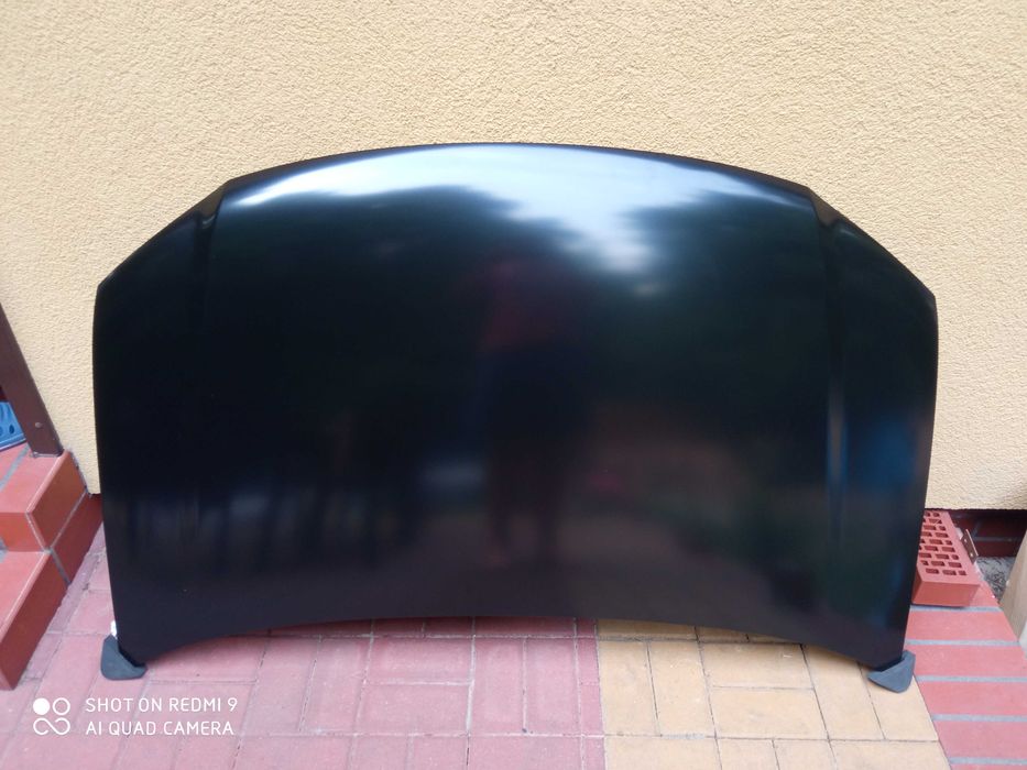 VW TOURAN 2008 LIFT maska pokrywa silnika
