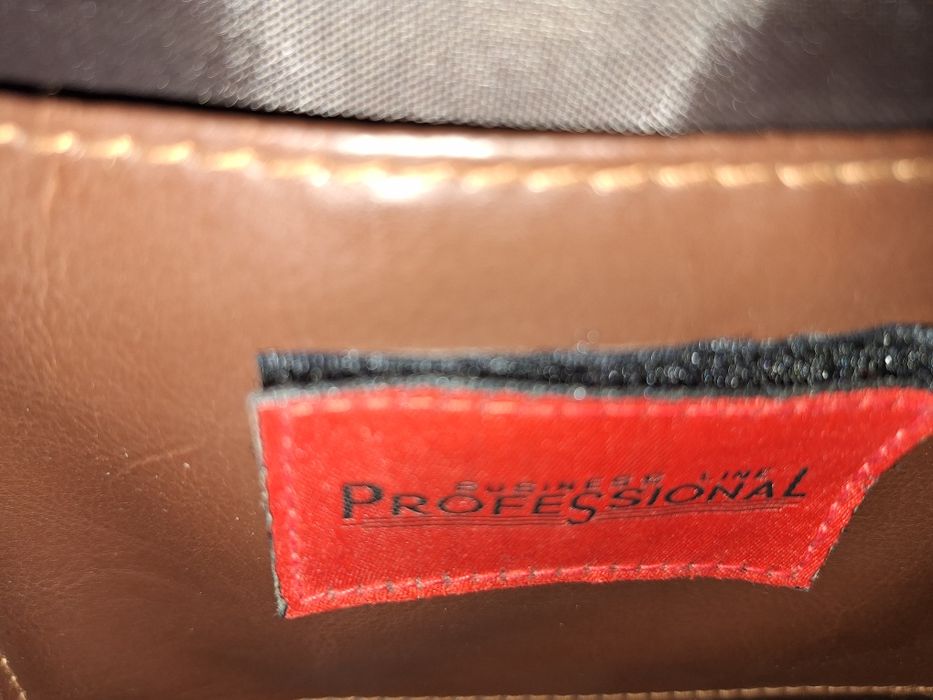 Walizka na dokumenty