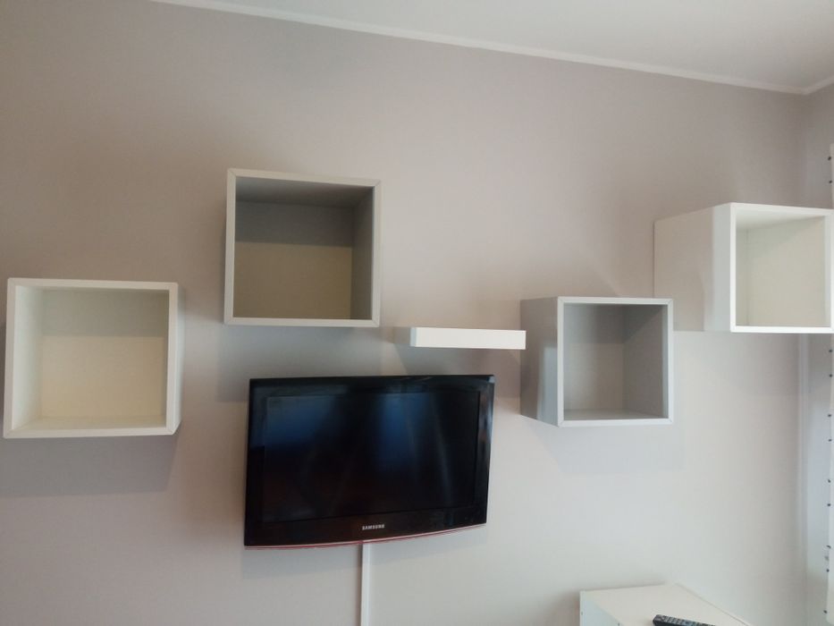 Conjunto cubos e estante IKEA