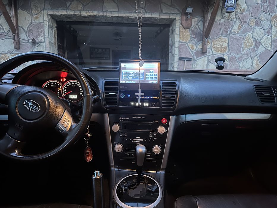 Продам   Subaru  Outback  2008 р.  2,5  газ/бензин