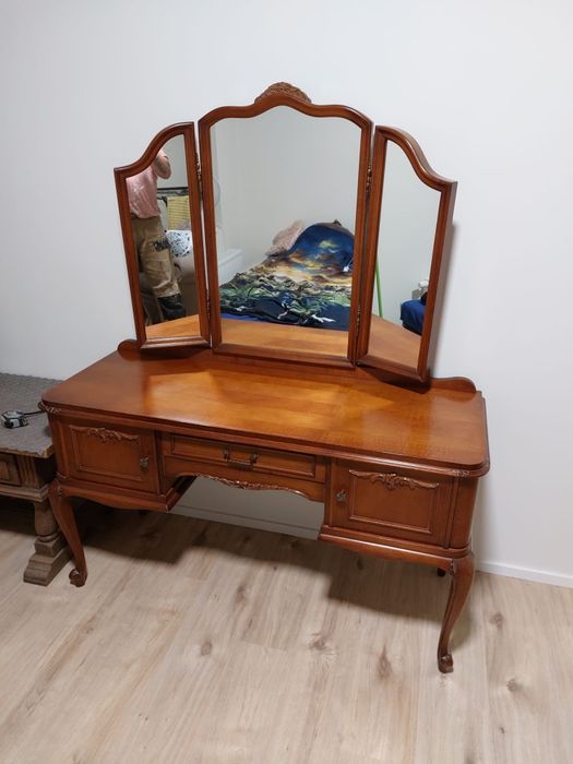 Zestaw mebli Ludwikowskich