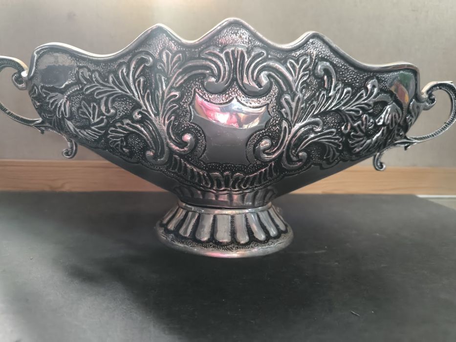 Taça Decorativa Metal Trabalhado