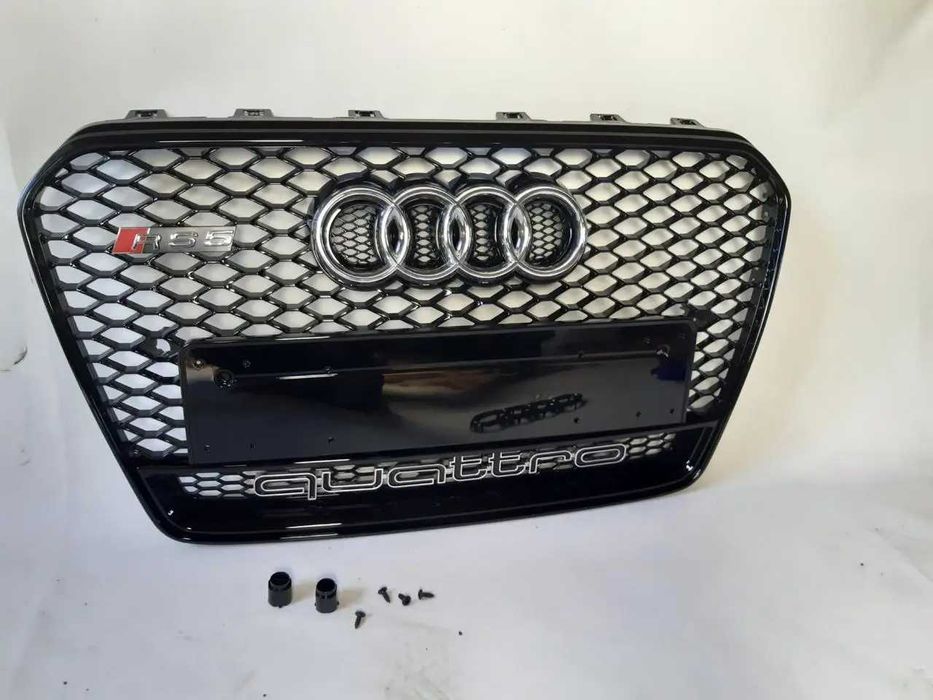 Решетка радиатора Audi A5 2011-2016 год стиль S-Line S5 RS5 RS с5
