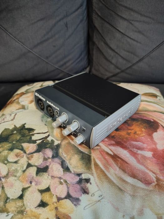 Interface Audio - PreSonus AudioBox 22VSL (Focusrite, Behringer)