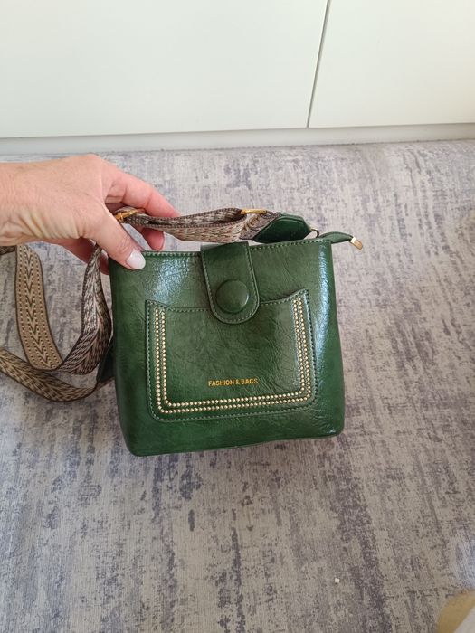 Mala tiracolo Verde Escuro  VINTAGE.