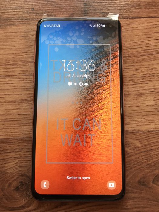 Samsung S10e 256 Gb розовый цвет как новый
